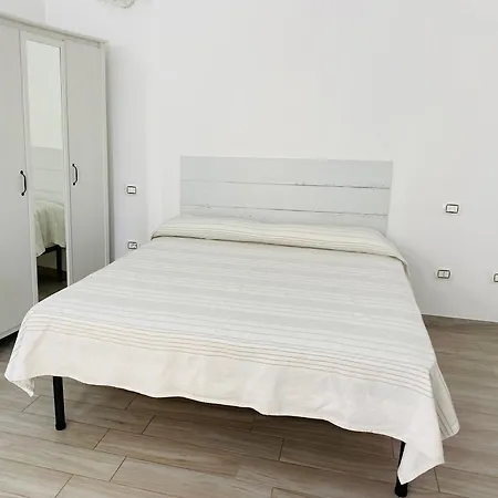 Bed & Breakfast Monolocale In Zona Olbia